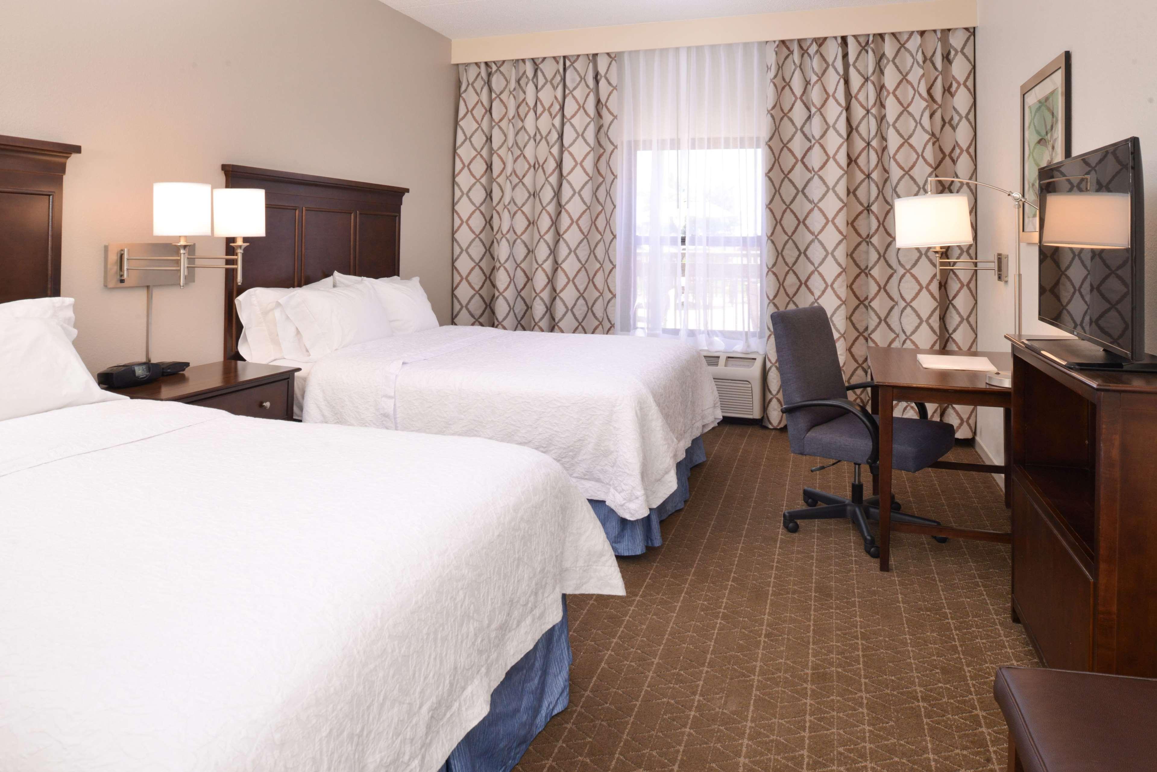 Hampton Inn & Suites Pueblo-Southgate Ngoại thất bức ảnh