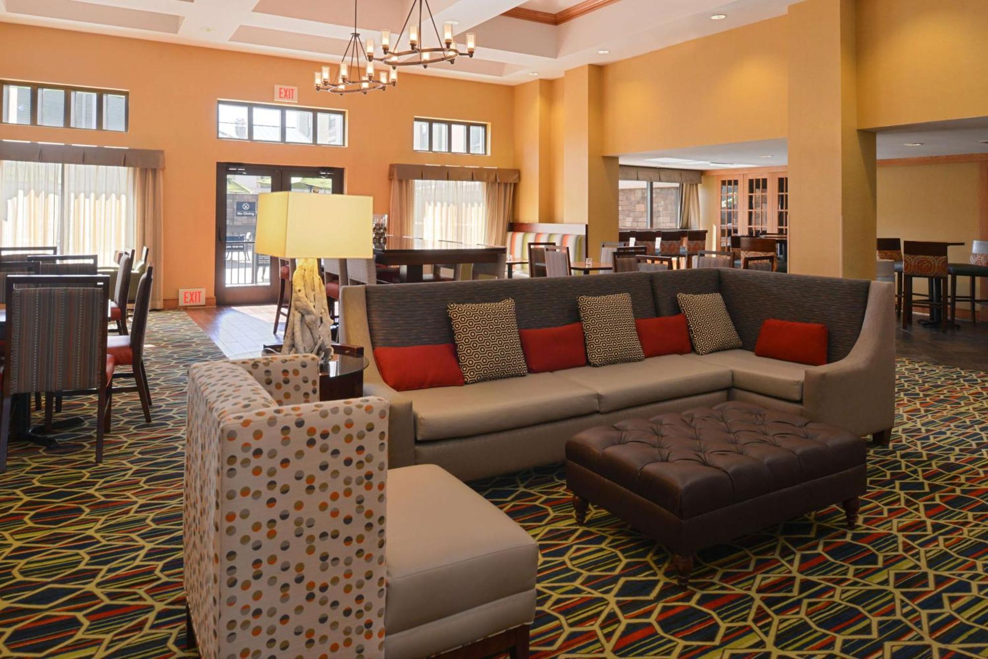 Hampton Inn & Suites Pueblo-Southgate Ngoại thất bức ảnh