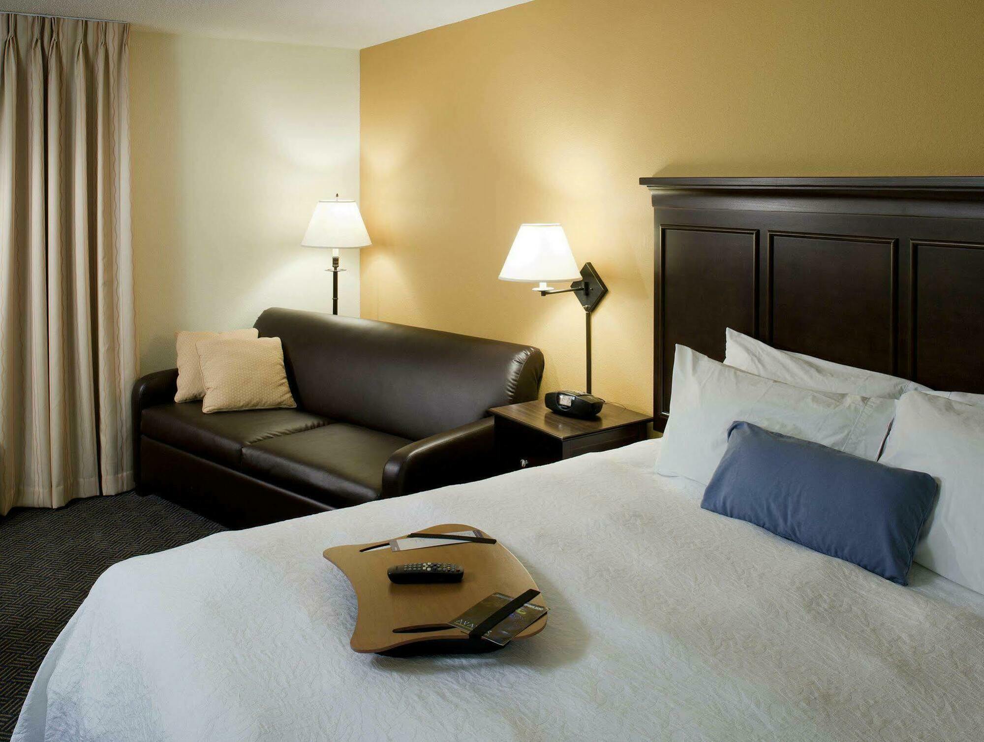 Hampton Inn & Suites Pueblo-Southgate Phòng bức ảnh